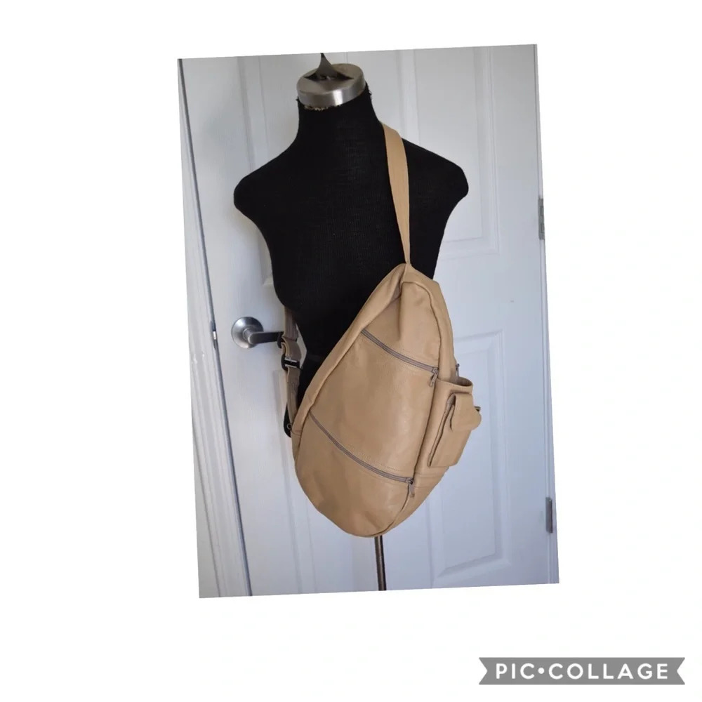 Hand made leather back pack - Picture 3 of 8